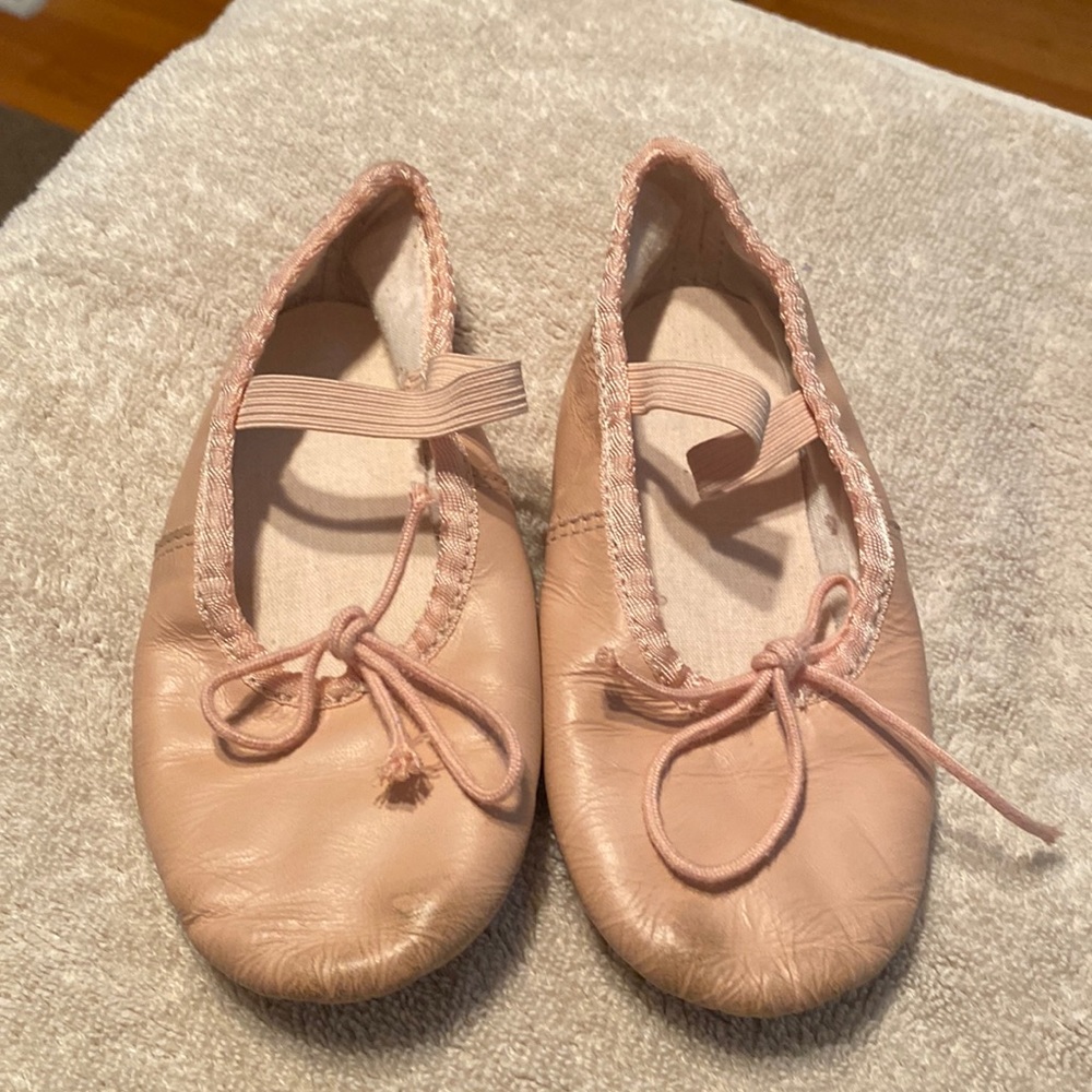 Ballet shoes